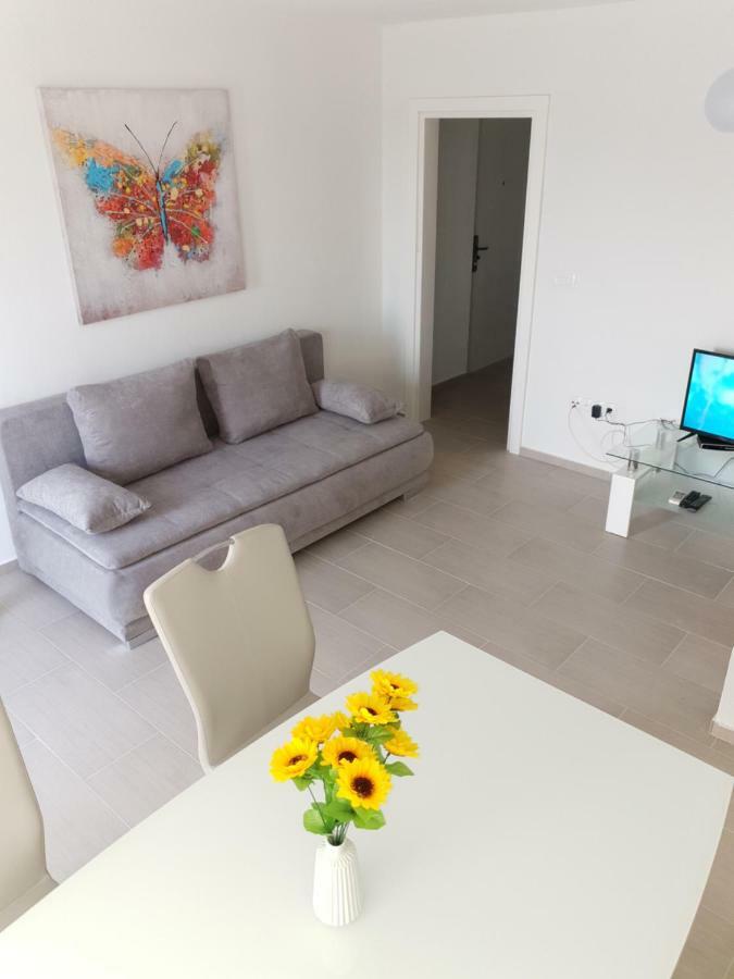 Apartments Nella Zadar Buitenkant foto